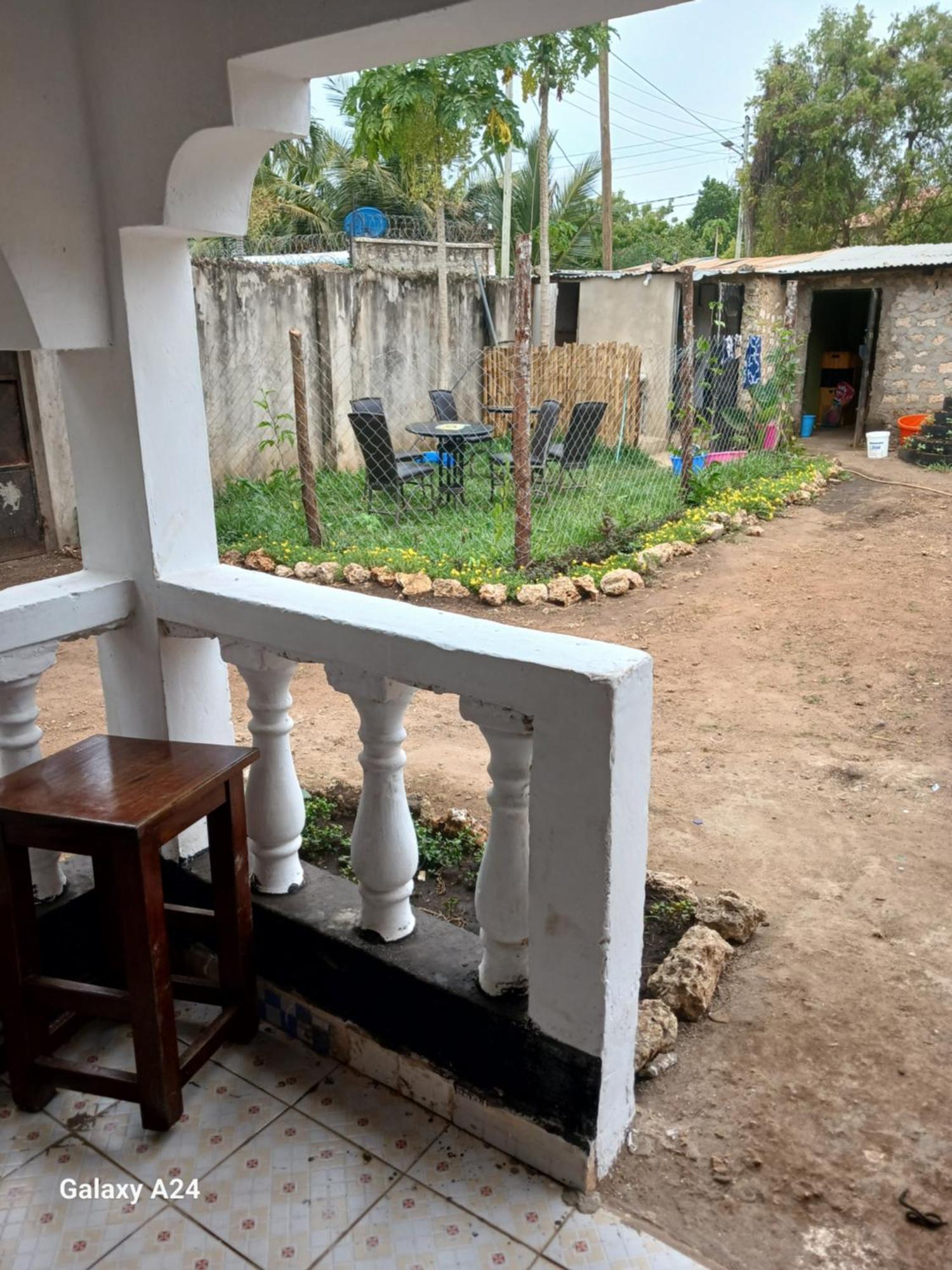 Appartamento Hideout Ukunda Esterno foto